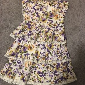 Ruffled lace strapless dress